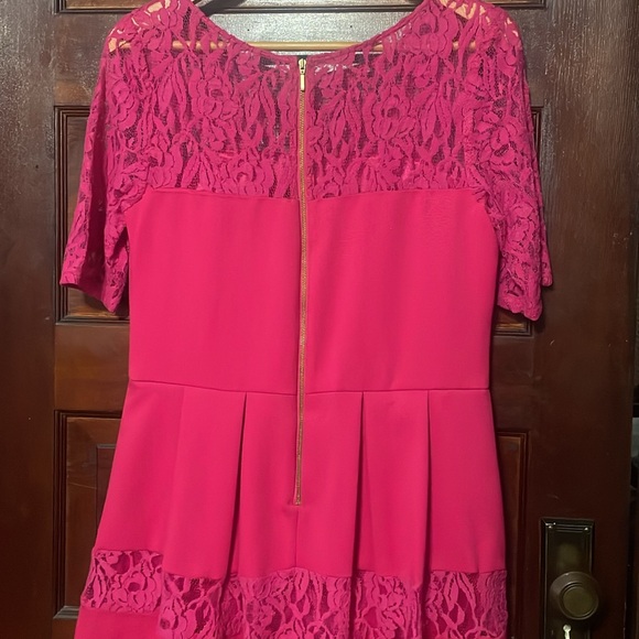 💕Pink !Pink! Dress with Lace 💕 - Picture 5 of 8